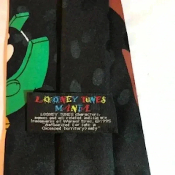 Vintage Looney Tunes Cartoon Mania Tie‎ Necktie Multi Characters Warner Brothers - Picture 9 of 9